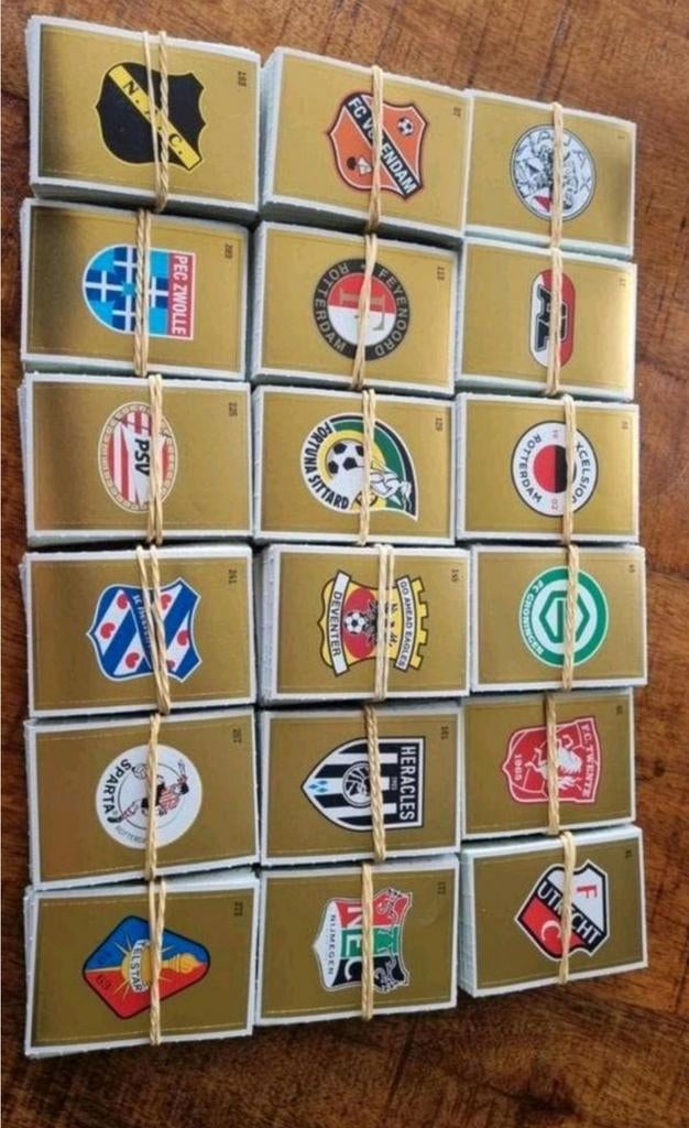 Plus voetbalplaatjes, Plus, Ophalen