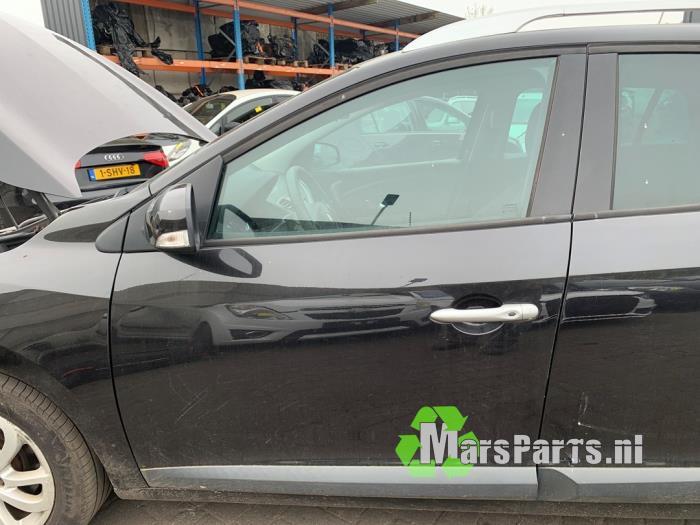 Portier 4Deurs links-voor van een Renault Megane, Gebruikt, -, -, Ophalen of Verzenden