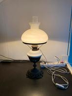 Antieke olielamp ( nú elektrisch), Ophalen