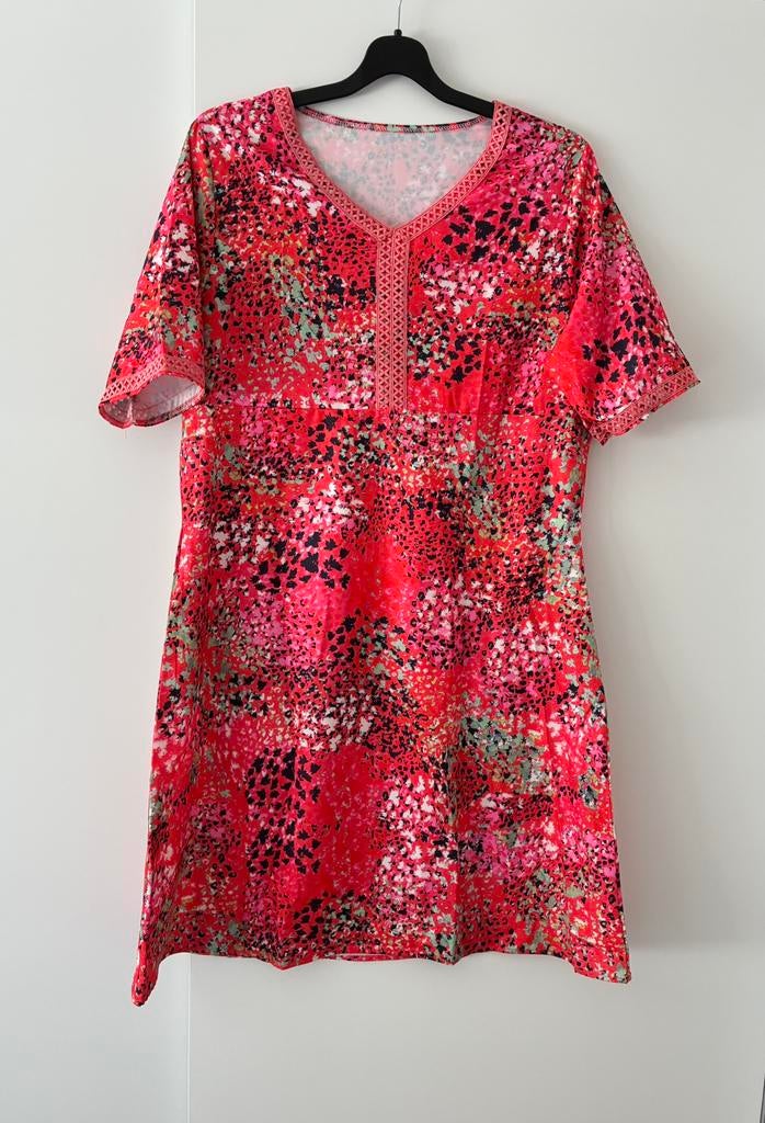 Nieuwe Jurk maat XL   Nooit gedragen!, Kleding | Dames, Jurken, Maat 46/48 (XL) of groter, Ophalen of Verzenden, Zo goed als nieuw