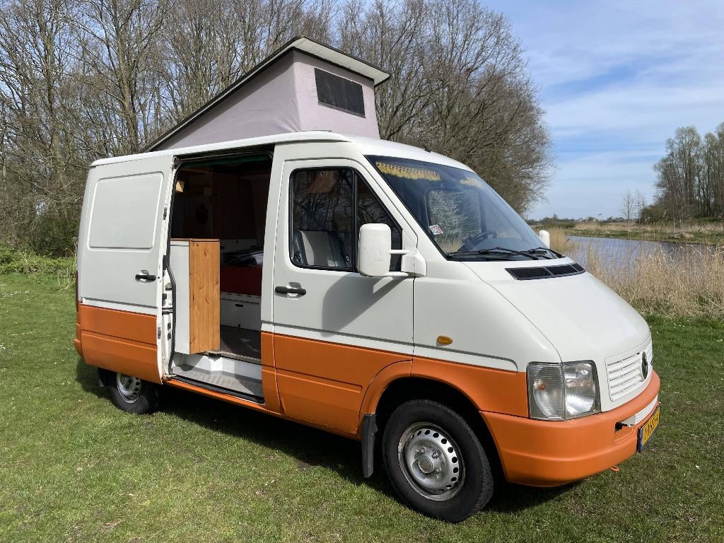 Volkswagen LT28 Camper met hefdak – compacte bus APK 2027, Caravans en Kamperen, Campers, Particulier, tot en met 3, Buscamper of Camperbus