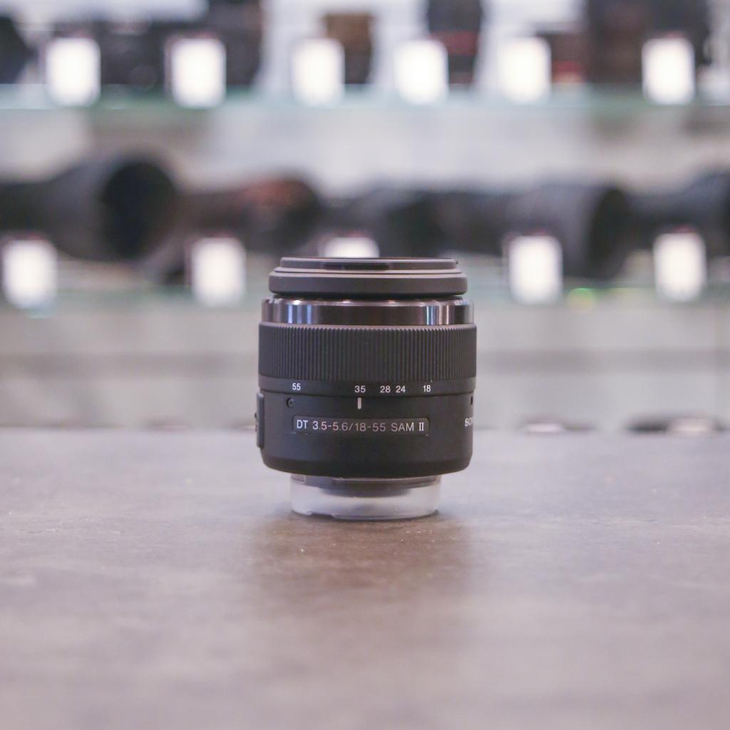 (NIEUW) Sony DT 18–55 mm F3.5–5.6 SAM II (Hilversum), Foto-Groep, Luttekepoortstraat 26 3841 AX Harderwijk, Nieuw, Ophalen of Verzenden