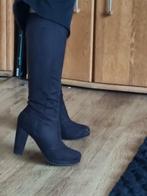 Mooie zwarte laarzen maat 38, vallen kleiner, Kleding | Dames, Schoenen, Hoge laarzen, Zwart, Ophalen of Verzenden, Zo goed als nieuw