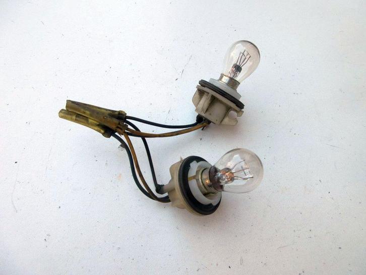 Yamaha XJ750 achterlamp fittingen XJ 750 achterlicht fitting, Motoren, Tuning en Styling, Ophalen of Verzenden