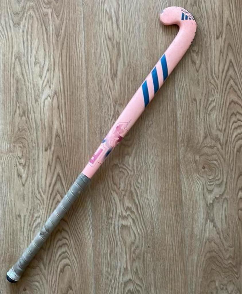 Prettige adidas 33 inch veld hockey stick, Ophalen of Verzenden, Gebruikt, Stick