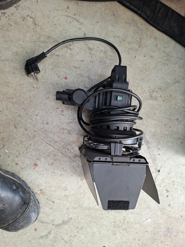 allerlei studio en foto lampen en apparatuur ervoor, Ophalen of Verzenden, Zo goed als nieuw