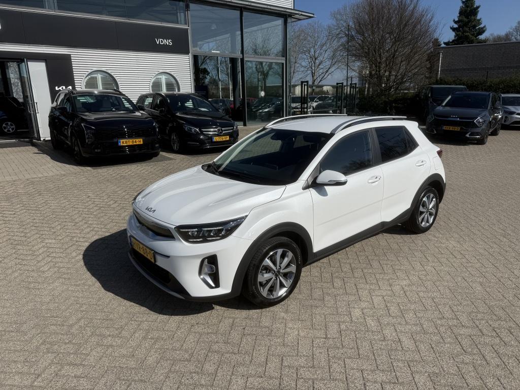 Kia Stonic 1.0 T-GDi MHEV DynamicPlusLine NAVI + CAMERA Stoe, Euro 6, 100 pk, Wit, Origineel Nederlands