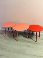 Setje van 3 salontafels roze en rood, Ophalen, Overige materialen, Gebruikt, Rond