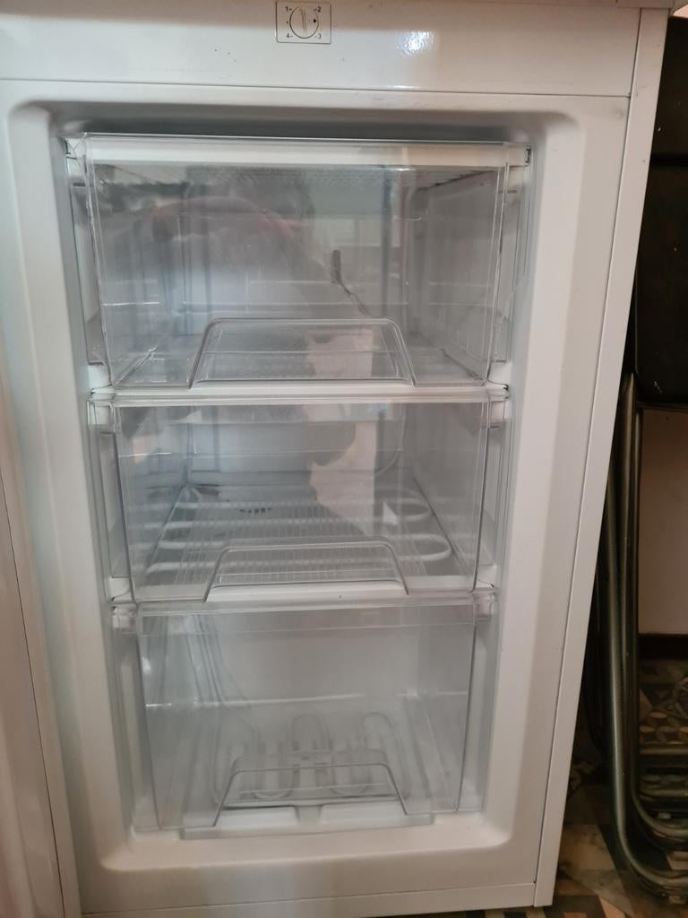 WLA vriezer - Gebruikt, werkt goed, Witgoed en Apparatuur, Vriezers en Diepvrieskisten, Gebruikt, Minder dan 85 cm, Minder dan 60 cm