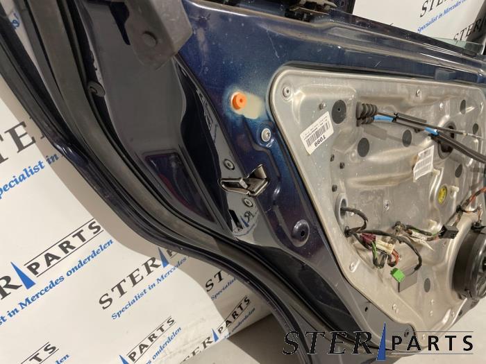 Portier 4Deurs links-achter van een Mercedes C-Klasse (359), Gebruikt, -, Deur, Ophalen of Verzenden