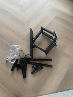 Verstelbare TV Muurbeugel tot  70 inch, Ophalen, Zo goed als nieuw