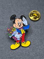 Mickey Mouse Speldje - Disney Pin met Bloemen, Figuurtje, Ophalen of Verzenden, Zo goed als nieuw, Speldje of Pin