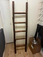 Decoratief houten trapje / rekje - gratis, Huis en Inrichting, Ophalen of Verzenden, Zo goed als nieuw