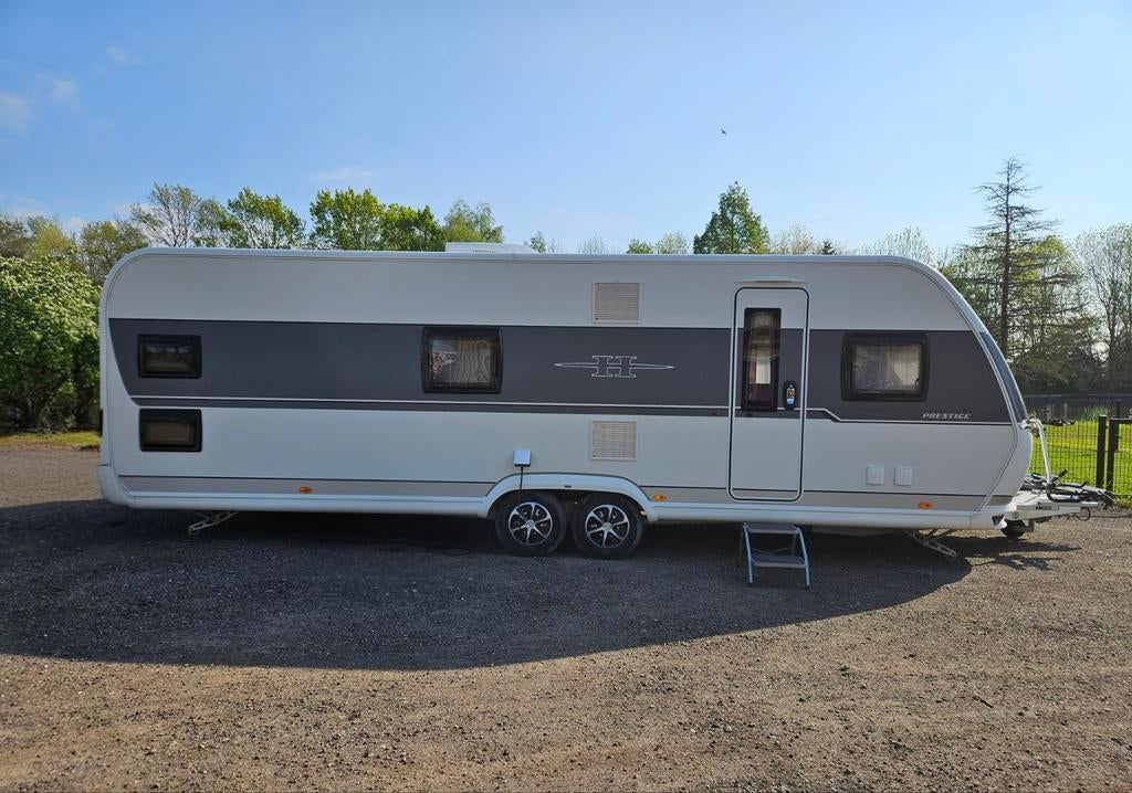 Hobby Prestige 720 KWFU 2020, Stapelbed 3p, Airco,7 persoons, Rondzit, Hobby, Particulier, Kachel