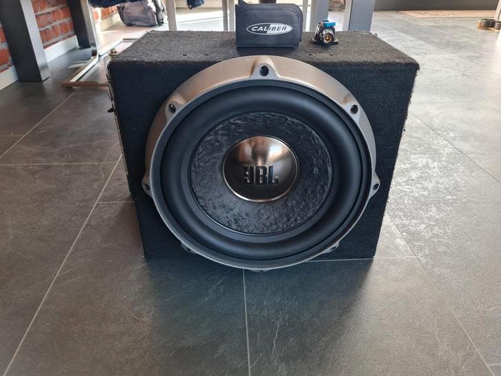 Jbl subwoofer + versterker en condensator., Auto diversen, Autospeakers, Ophalen