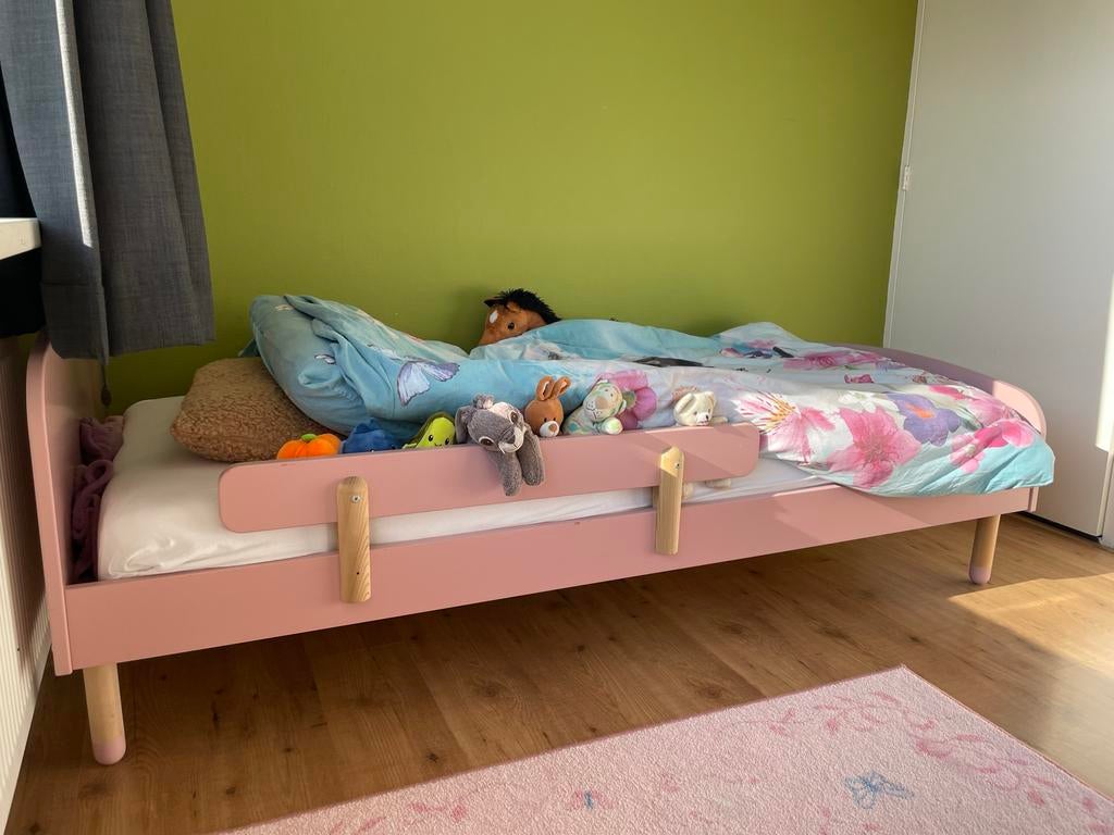 Peuter/kleuterbed roze hout, Kinderen en Baby's, Kinderkamer | Bedden, Ophalen, 85 tot 100 cm, Gebruikt, Lattenbodem