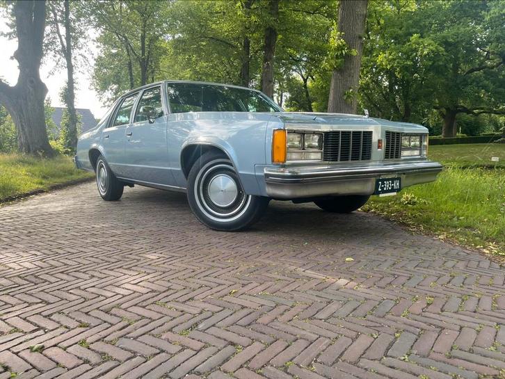 Oldsmobile Delta 88 royal, Auto's, Oldsmobile, Particulier, Benzine, Sedan, Automaat, Geïmporteerd, Blauw, Blauw, Achterwielaandrijving
