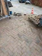 Gezocht: 10m2 gebakken klinkers keiformaat, Tuin en Terras, Ophalen of Verzenden, Zo goed als nieuw, Klinkers
