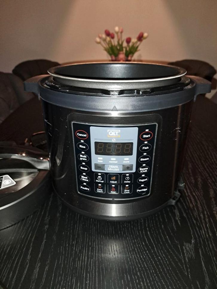 Multifunctionele snelkookpan, Witgoed en Apparatuur, Slowcookers, Zo goed als nieuw, Timer, Ophalen of Verzenden