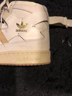 Sneakers adidas 42 2/3, Ophalen of Verzenden, Zo goed als nieuw, Zwart