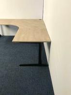 48 x Hoekbureau met nieuwe bladen & Ahrend 500 onderstel, Huis en Inrichting, Bureaus, Ophalen, In hoogte verstelbaar, Gebruikt