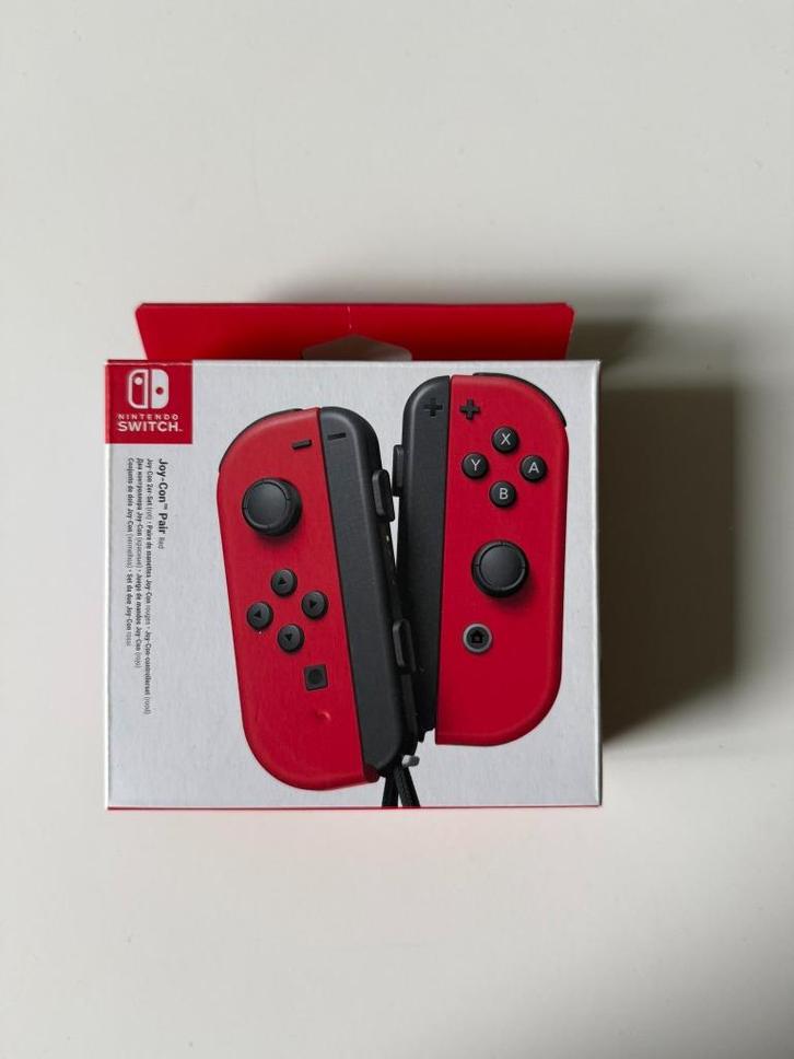 Nintendo Switch Joy-Con pair rood, Spelcomputers en Games, Games | Nintendo Switch, Zo goed als nieuw, Overige genres, 1 speler