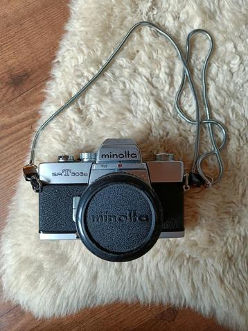 Minolta SRT303b analoge camera beschikbaar voor biedingen