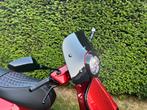 Vespa GTS 300 HPE  Rosso Guttuso red 580KM eerste eigenaar, Ophalen, Overige modellen, 300 cc, Zo goed als nieuw