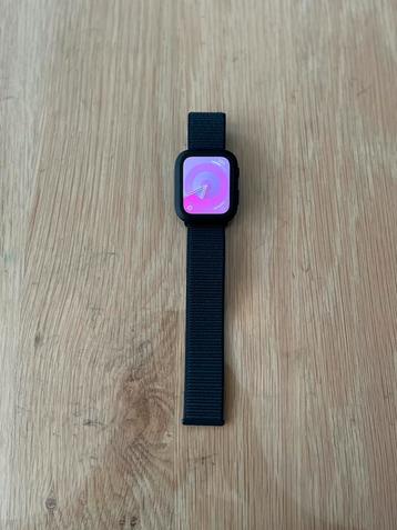 Apple Watch SE 2024 44mm (GPS + Cellular) beschikbaar voor biedingen