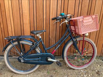 Batavus CNCTD 24 inch meisjesfiets met krat beschikbaar voor biedingen