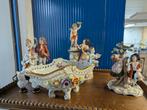 Mooie vintage fruitschaal  van porselein  . Dresden, Antiek en Kunst, Ophalen of Verzenden