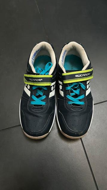 Zaalschoenen maat 34, Rucanor, in perfecte staat beschikbaar voor biedingen