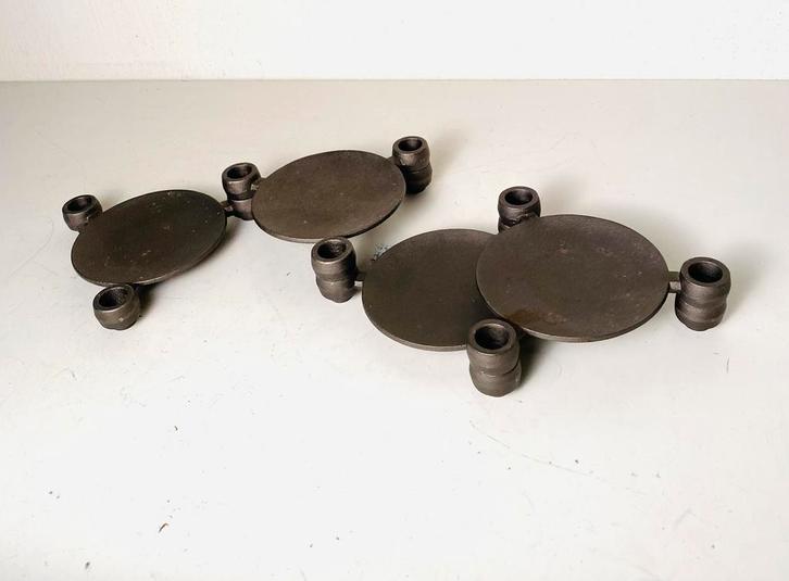 Scandinavisch design gietijzeren stapel-kandelaars (4), Huis en Inrichting, Woonaccessoires | Kandelaars en Kaarsen, Gebruikt