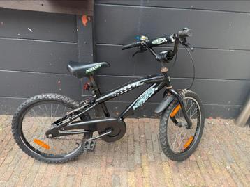 Zwarte Noxon fiets jongen 20 inch. Mountainbike race fiets beschikbaar voor biedingen