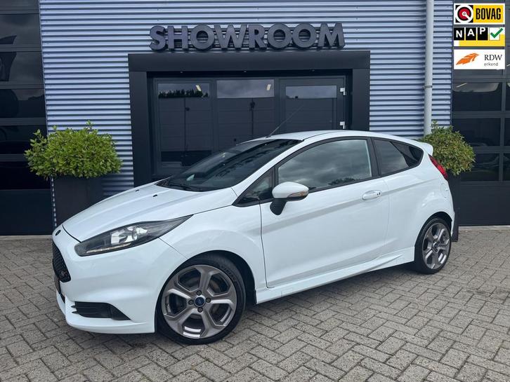 Ford Fiesta 1.6 ST2 |Airco|Stage 1| Start Stop| ITG 210 PK, Auto's, Ford, Bedrijf, Te koop, Fiësta, ABS, Airbags, Airconditioning