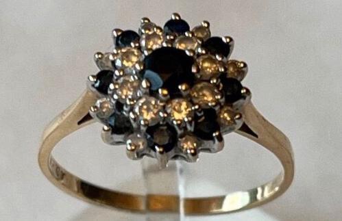 14 karaat witte en blauwe saffieren ring maat 17,5, Sieraden, Tassen en Uiterlijk, Ringen, Zo goed als nieuw, Dame, 17 tot 18