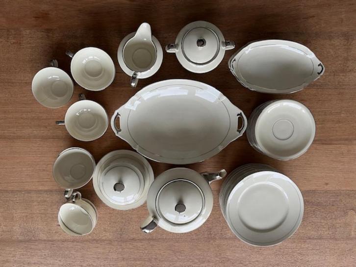 antiek 9 delig ontbijtservies, Antiek en Kunst, Antiek | Servies los, Ophalen