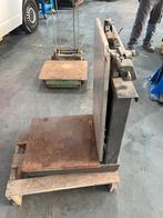 antieke weegschaal uit 1977, Ophalen