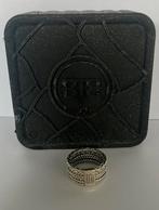 Buddha to buddha triple mini ring, 19 tot 20, Nieuw, Ophalen of Verzenden, Dame of Heer