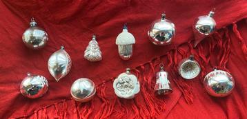 Diverse oude / vintage kerstballen beschikbaar voor biedingen
