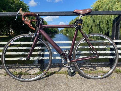 Wiggins Racefiets van Carbon – Lichtgewicht & Supersnel – Me, Fietsen en Brommers, Fietsen | Racefietsen, Zo goed als nieuw, Overige merken