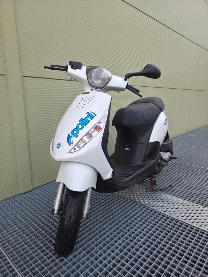 Piaggio Zip | 50cc | Weinig km | Perfecte staat, Fietsen en Brommers, Brommers | Derbi, Ophalen