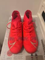 Nike voetbalschoenen maat 44,5, Maat XS of kleiner, Ophalen of Verzenden, Zo goed als nieuw, Schoenen