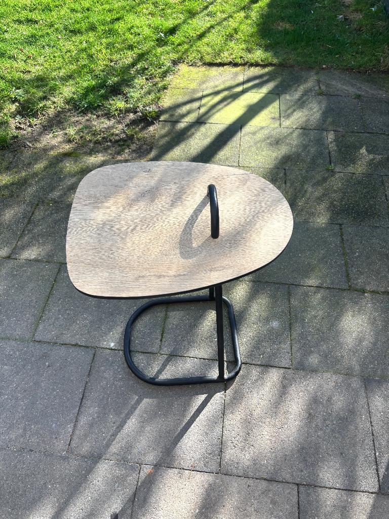 XOOON Bijzettafel, Minder dan 55 cm, Zo goed als nieuw, Ovaal, Hout