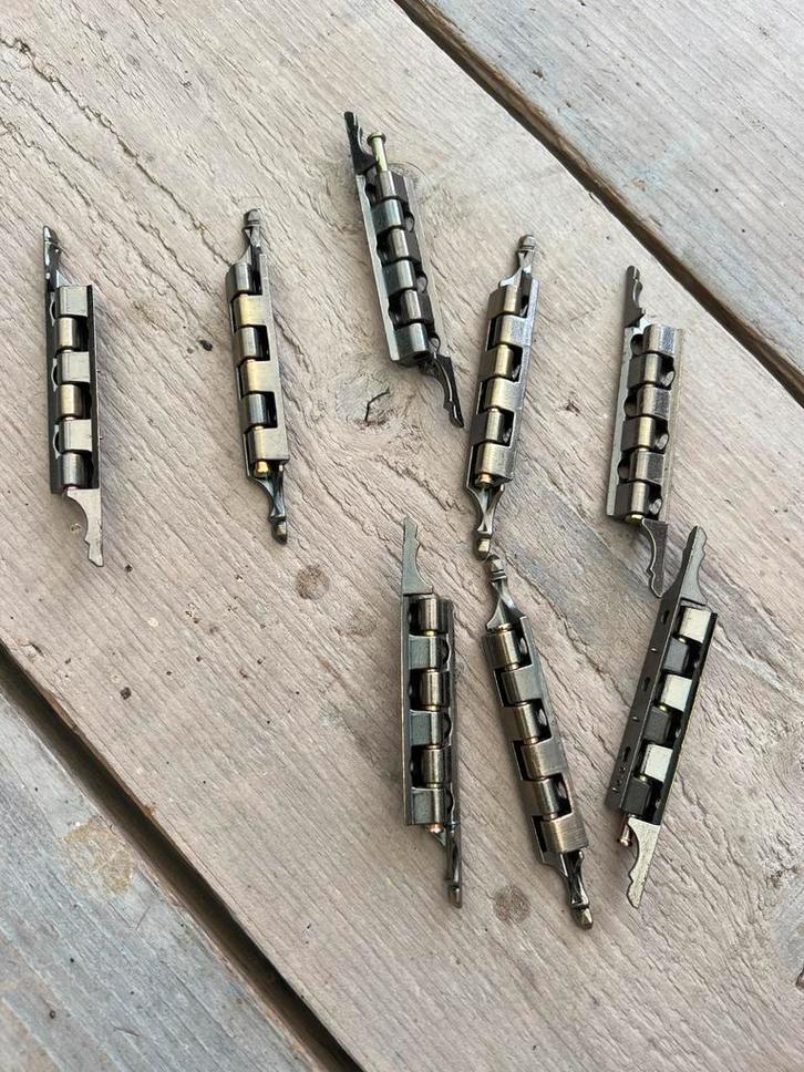 Diverse Scharnieren en Knoppen, Doe-het-zelf en Verbouw, Hang- en Sluitwerk, Nieuw, Scharnier, IJzer, Ophalen of Verzenden