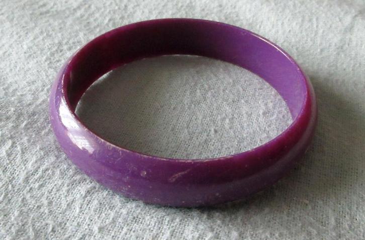 Armband 4 in paars kunststof retro vintage jaren 70, Sieraden, Tassen en Uiterlijk, Armbanden, Gebruikt, Kunststof of Plastic