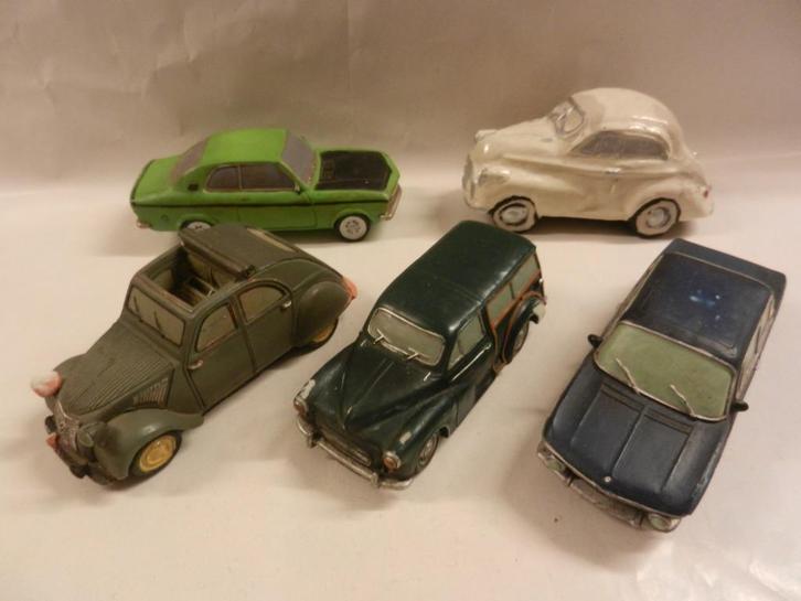 4 x Polystone automodellen Citroen, BMW, Morris (2x), Hobby en Vrije tijd, Modelauto's | 1:24, Overige merken, Ophalen of Verzenden