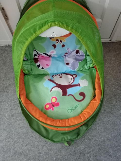 Chicco speelkleed/babygym met muziek, Kinderen en Baby's, Speelgoed | Speelkleden, Zo goed als nieuw, Ophalen of Verzenden