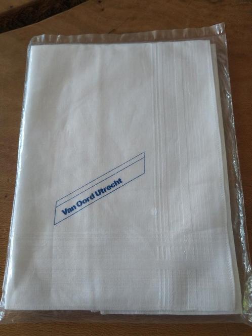 Heren Zakdoeken, wit, Verzamelen, Merken en Reclamevoorwerpen, Nieuw, Reclamebord, Ophalen of Verzenden