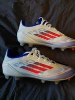 Voetbalschoenen heren maat 42.5, Maat XS of kleiner, Ophalen of Verzenden, Zo goed als nieuw, Schoenen